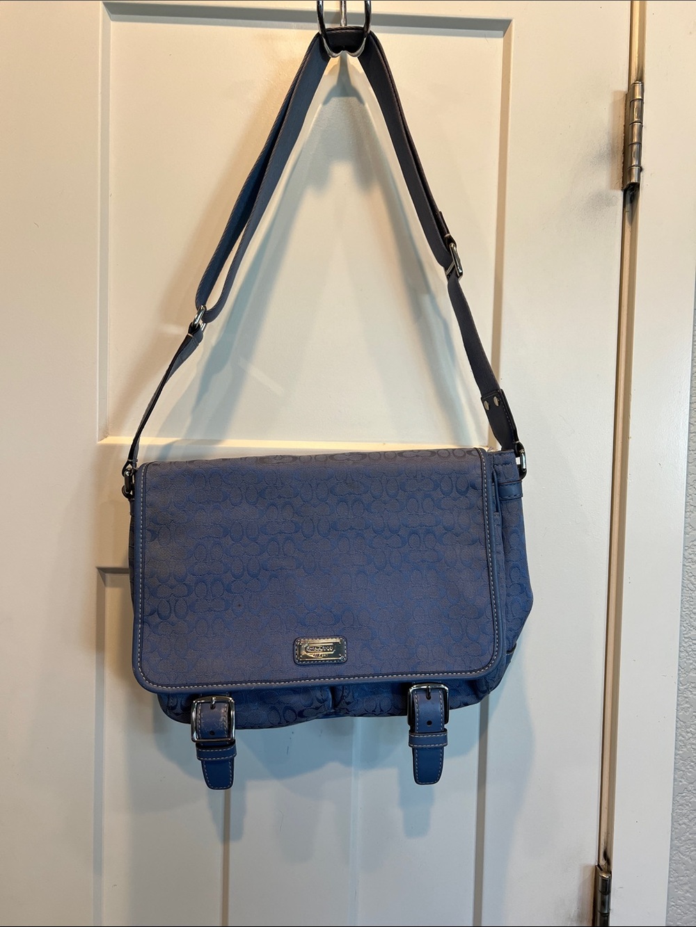 Coach Blue Signature Messenger Shoulder Bag